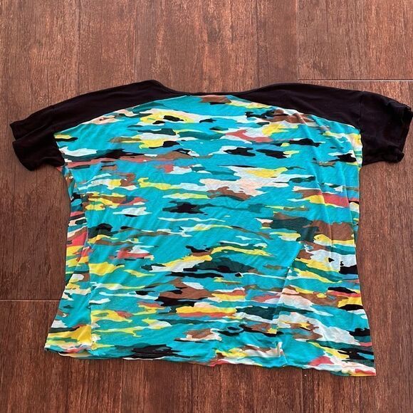 Kensie Pieces Colorful Camo Short Sleeve T-shirt - Picture 5 of 5